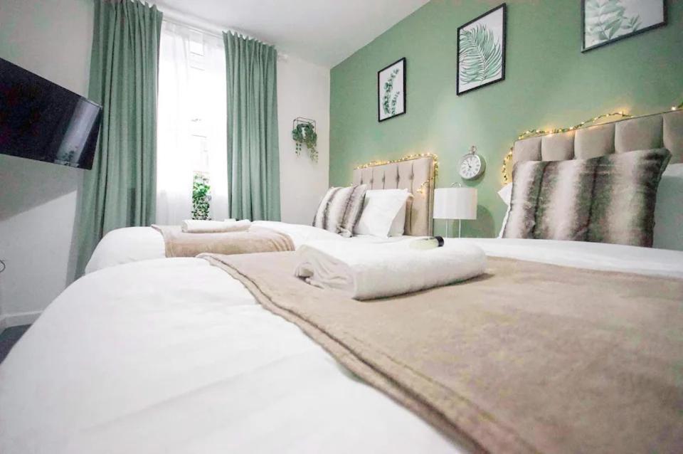 Affordable Digs Nr City Centre Sleeps5 Free Secure Parking Κόβεντρι Εξωτερικό φωτογραφία